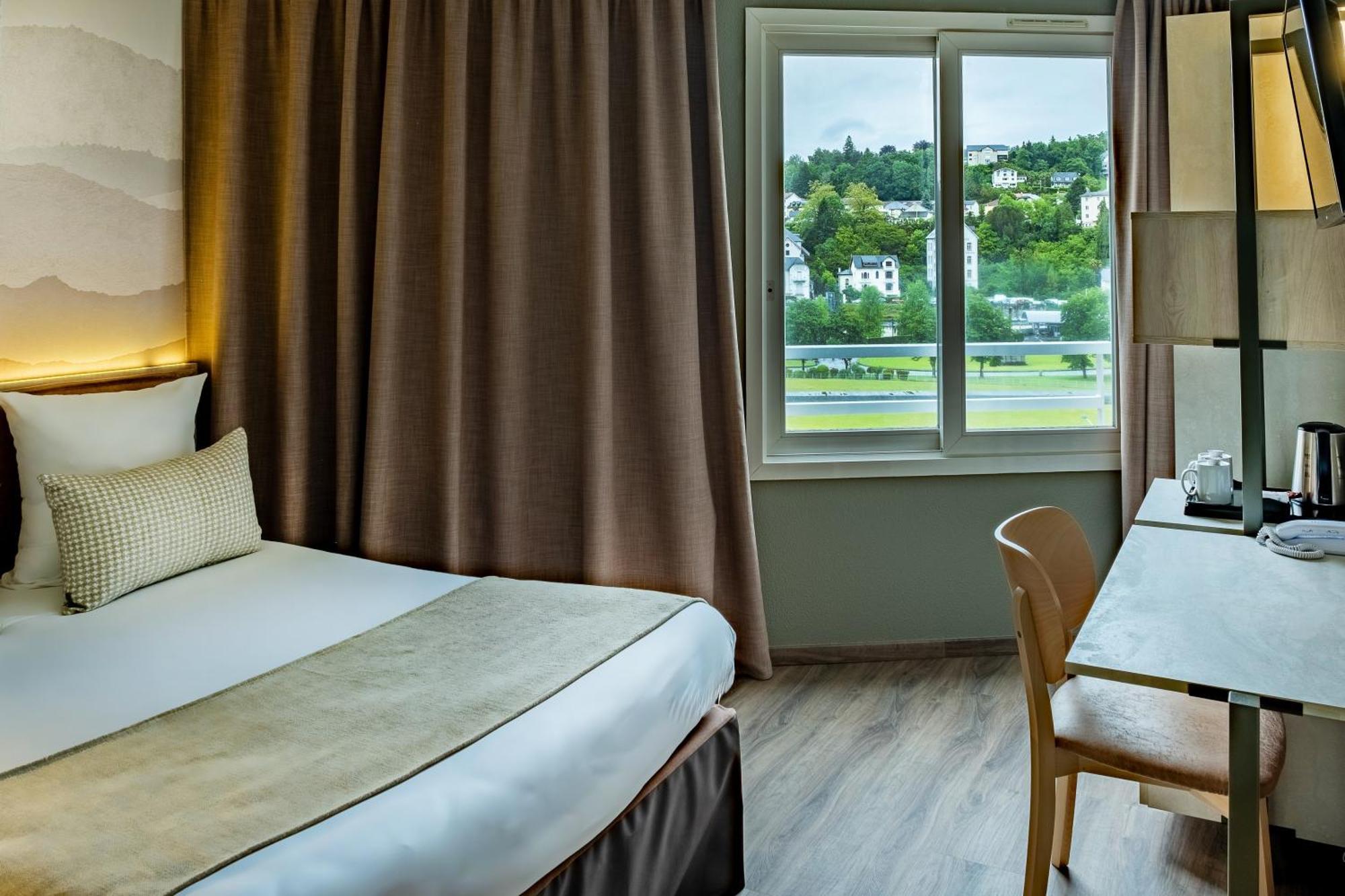 Hôtel La Solitude Lourdes Esterno foto