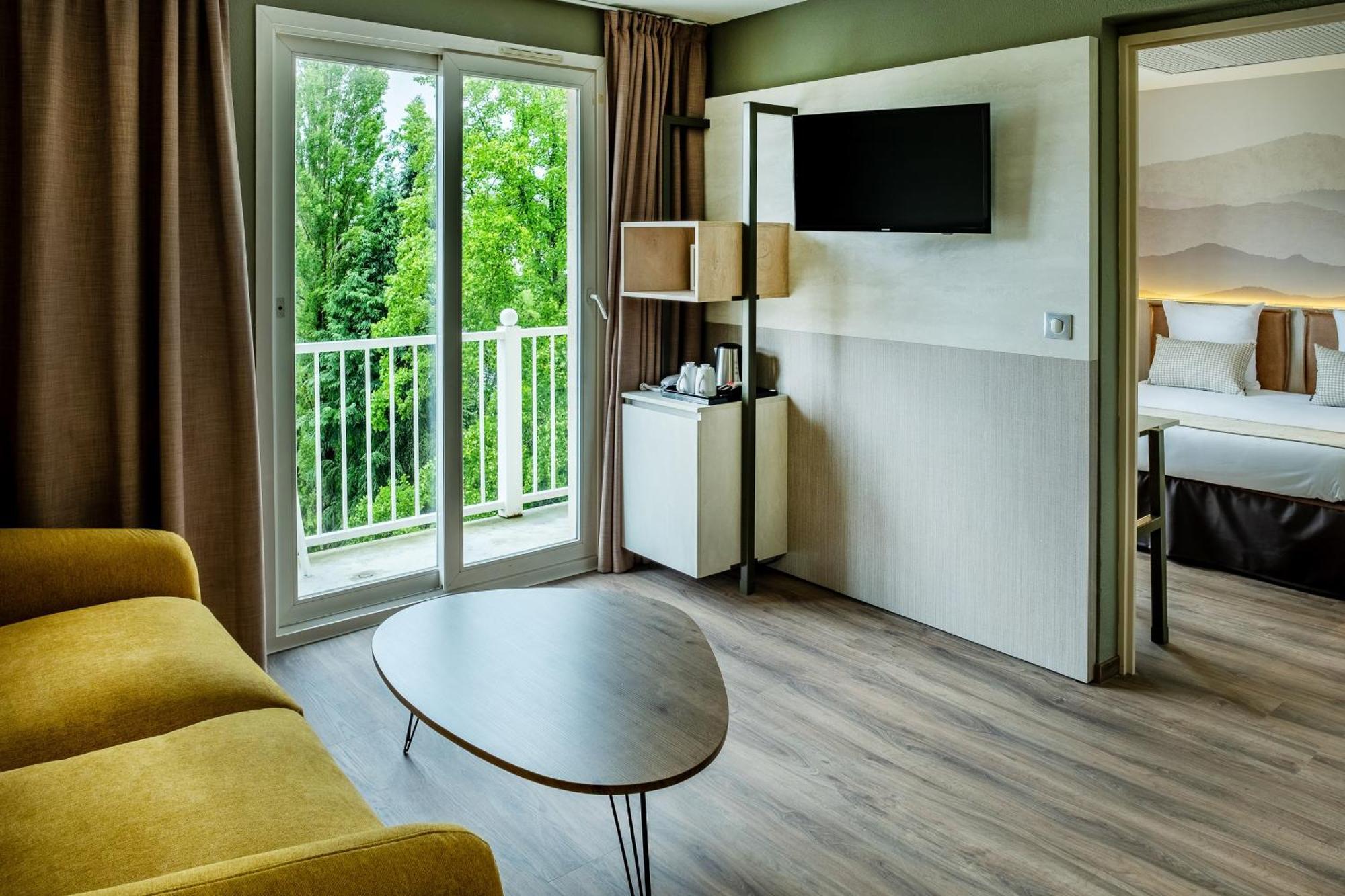 Hôtel La Solitude Lourdes Esterno foto